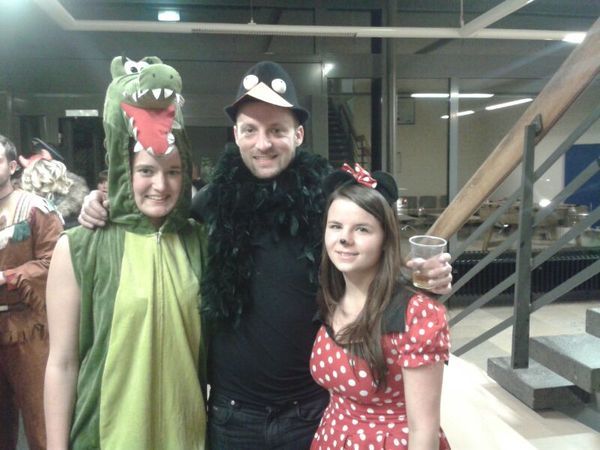 Krokodil, Rabe und Minnie Mouse