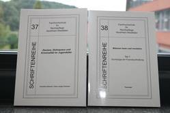 Bild der beiden Bücher