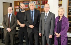 Gruppenbild: Herr Dr. Limbach, Herr Schäfersküpper, Herr Schenkelberg, Herr Prof. Dr. Münster und Frau Nolte-Gehlen